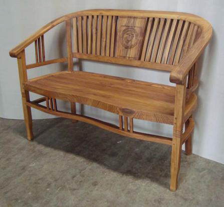 Betawi American Bench with logo 